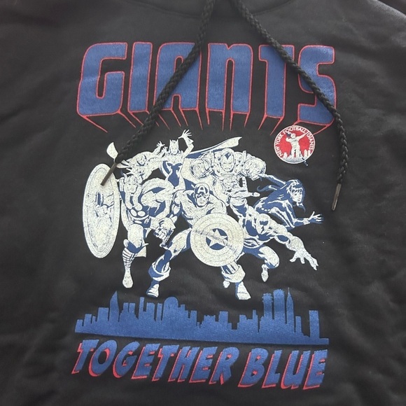 New York Giants Junk Food Marvel Avengers Squad Pullover Hoodie - Black - Picture 2 of 4